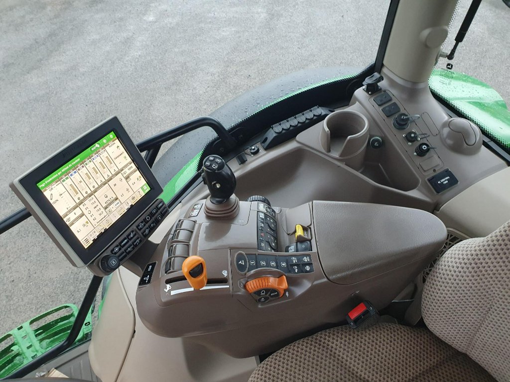 Traktor του τύπου John Deere 6130R, Gebrauchtmaschine σε ATHIS (Φωτογραφία 10)