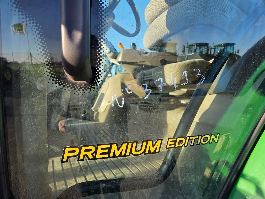 Traktor типа John Deere 6130r, Gebrauchtmaschine в SAINTENY (Фотография 10)