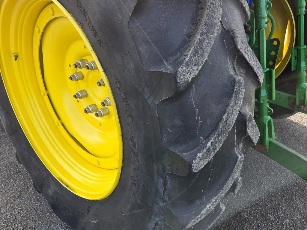 Traktor του τύπου John Deere 6130R, Gebrauchtmaschine σε ATHIS (Φωτογραφία 2)