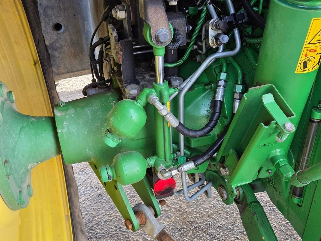 Traktor van het type John Deere 6130R, Gebrauchtmaschine in ATHIS (Foto 3)