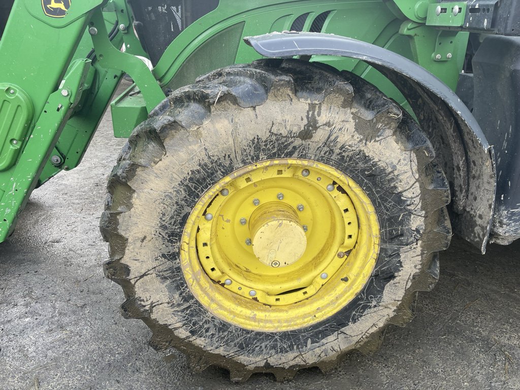 Traktor van het type John Deere 6130R, Gebrauchtmaschine in COULVAIN (Foto 7)