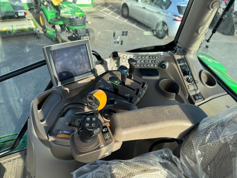 Traktor типа John Deere 6130R, Gebrauchtmaschine в Wargnies Le Grand (Фотография 10)