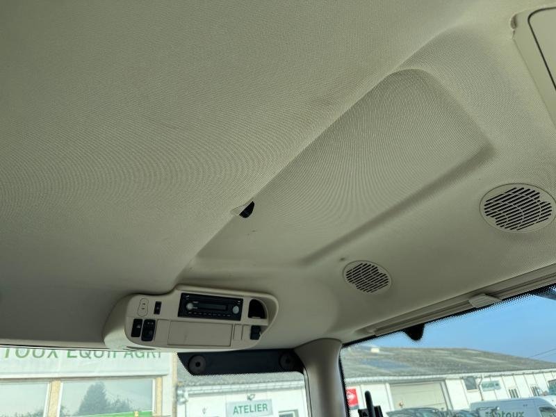 Traktor типа John Deere 6130R, Gebrauchtmaschine в Wargnies Le Grand (Фотография 9)