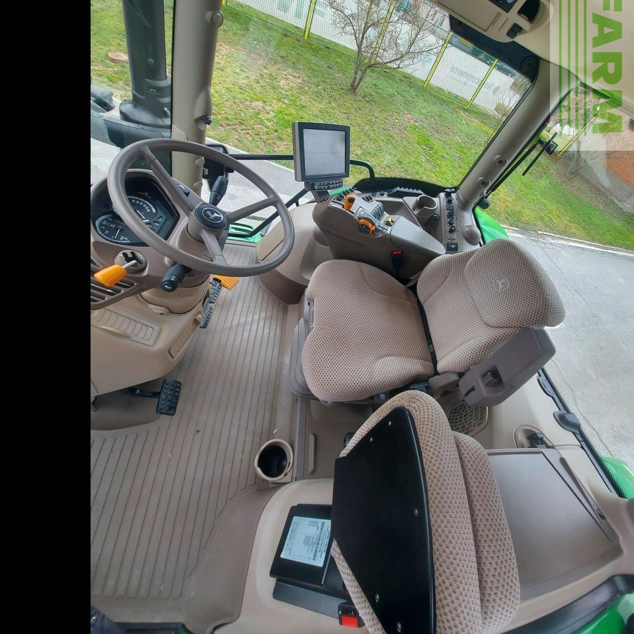 Traktor типа John Deere 6130R, Gebrauchtmaschine в OSIJEK (Фотография 13)