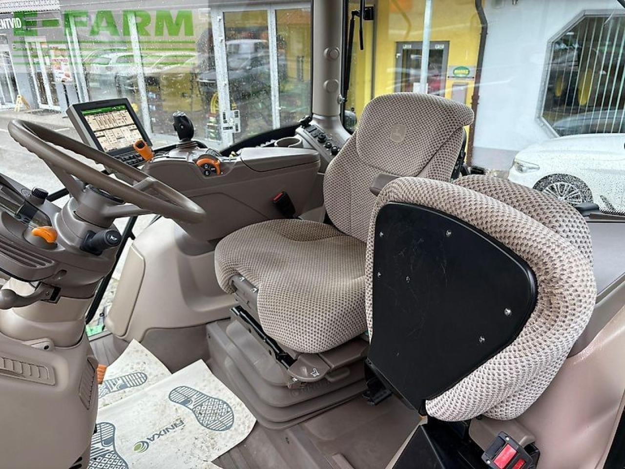 Traktor za tip John Deere 6130r, Gebrauchtmaschine u GROBELNO (Slika 11)