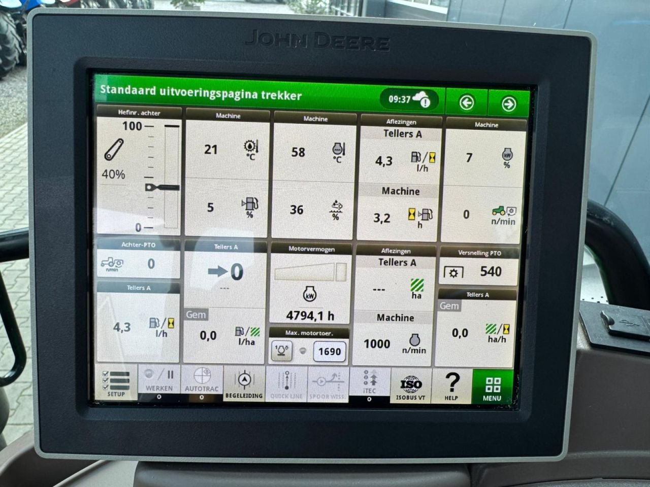 Traktor типа John Deere 6130R, Gebrauchtmaschine в Daarle (Фотография 11)