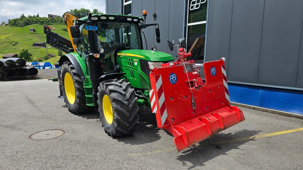 Traktor типа John Deere 6130R, Gebrauchtmaschine в Altendorf (Фотография 2)