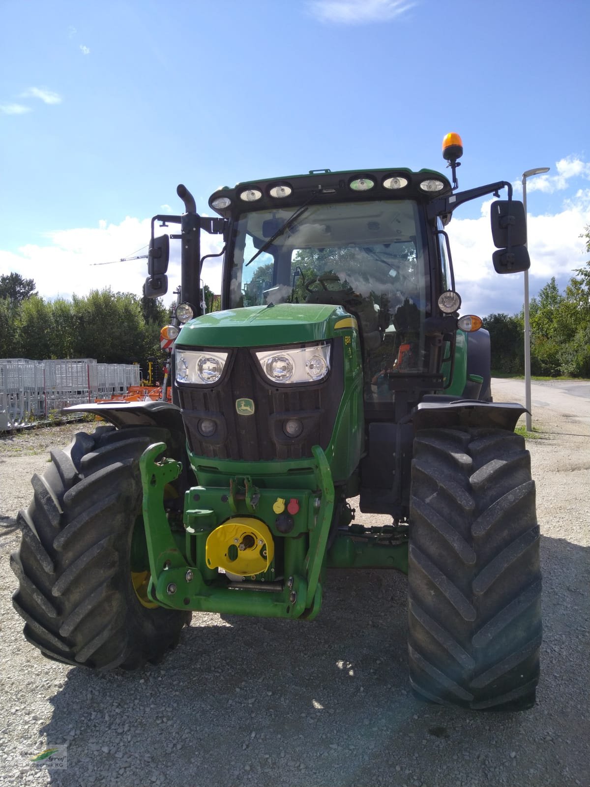 Traktor des Typs John Deere 6130R, Gebrauchtmaschine in Pegnitz-Bronn (Bild 2)