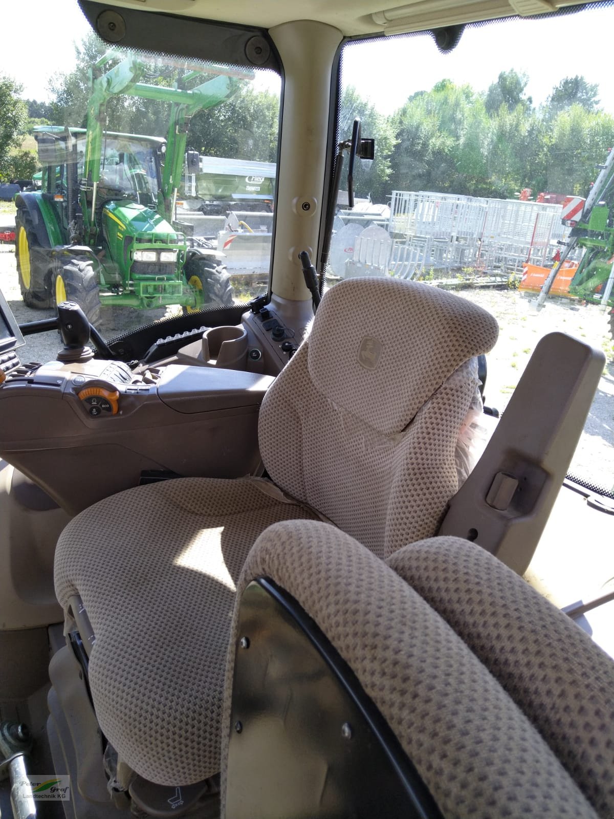 Traktor des Typs John Deere 6130R, Gebrauchtmaschine in Pegnitz-Bronn (Bild 10)