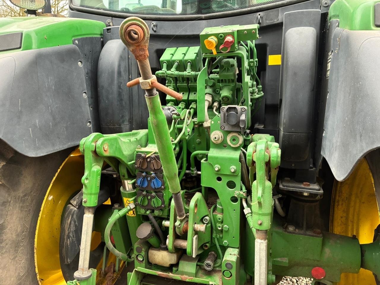 Traktor типа John Deere 6130R, Gebrauchtmaschine в Videbæk (Фотография 3)