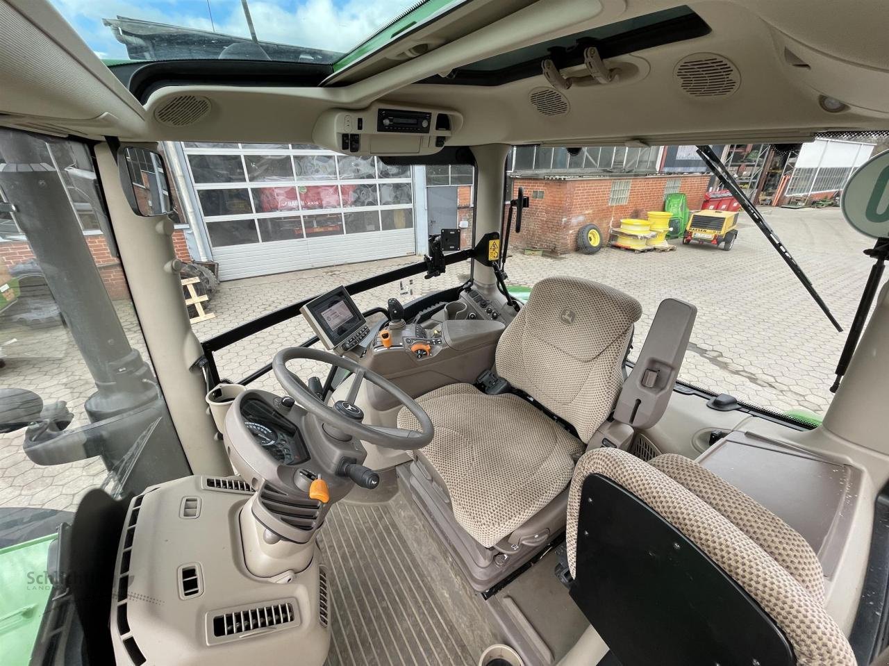 Traktor des Typs John Deere 6130R, Gebrauchtmaschine in Marxen (Bild 11)