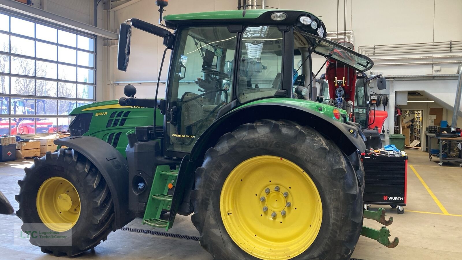 Traktor typu John Deere 6130R, Gebrauchtmaschine v Eggendorf (Obrázek 8)