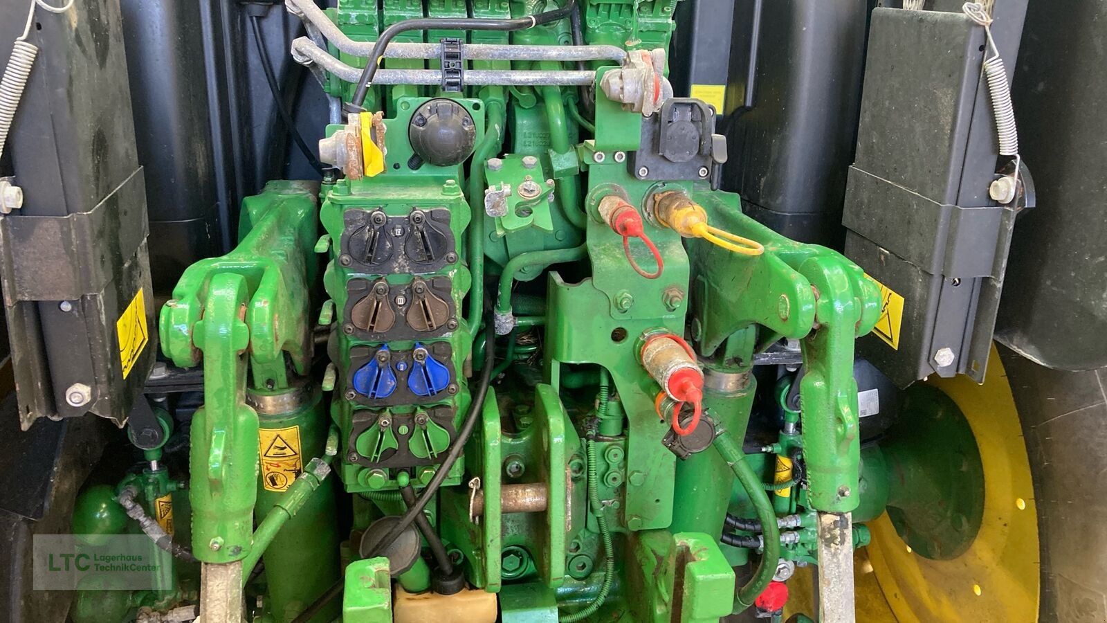 Traktor typu John Deere 6130R, Gebrauchtmaschine v Eggendorf (Obrázek 12)