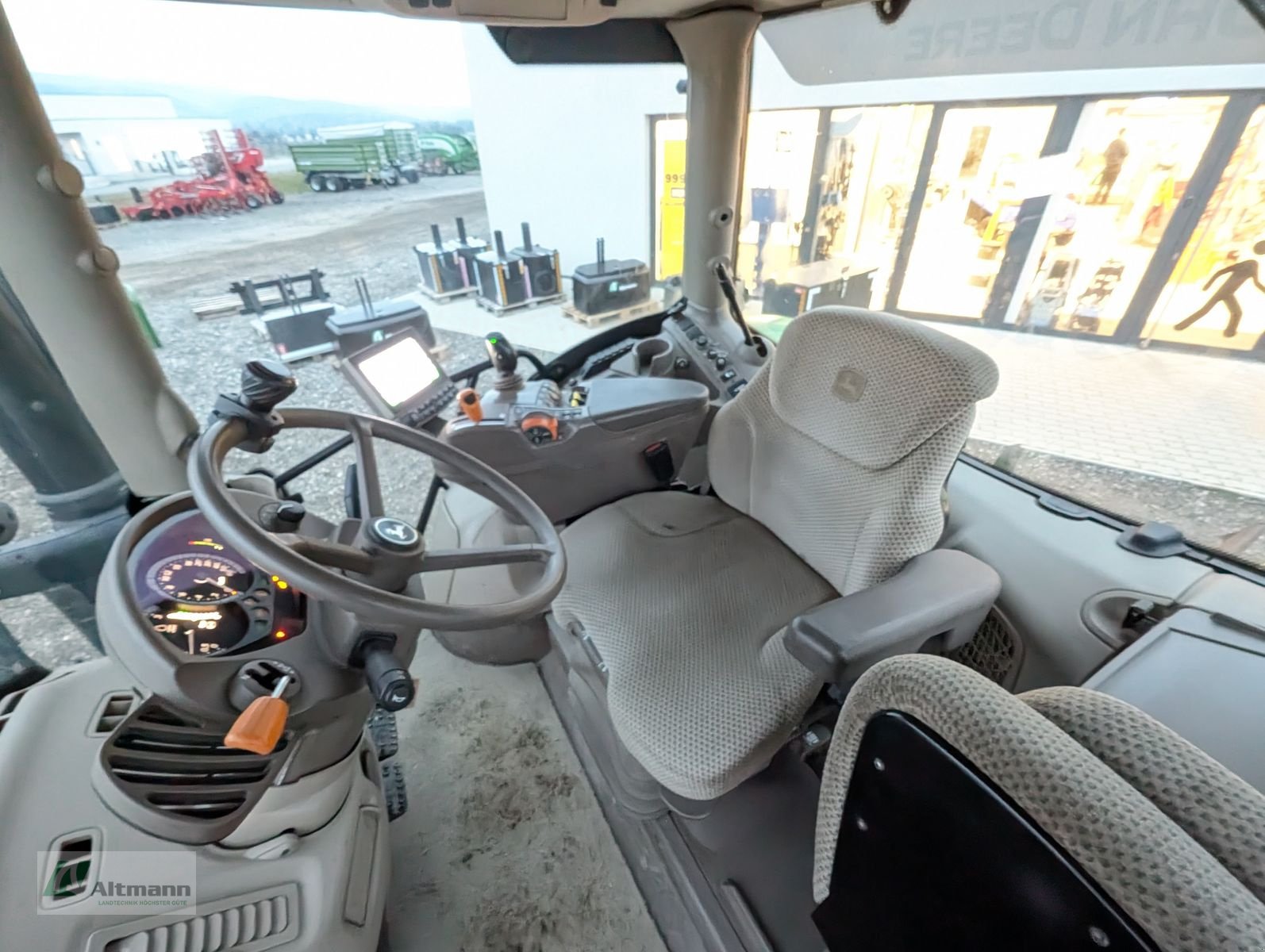 Traktor del tipo John Deere 6130R, Gebrauchtmaschine In Lanzenkirchen (Immagine 5)