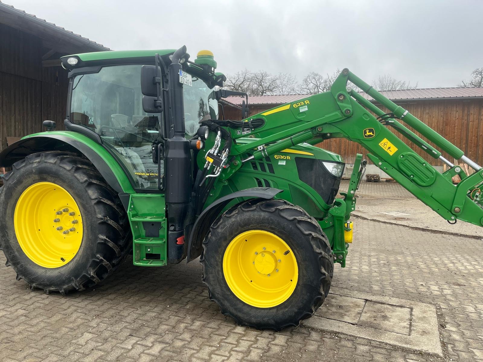 Traktor Türe ait John Deere 6130R, Gebrauchtmaschine içinde Aholming (resim 2)