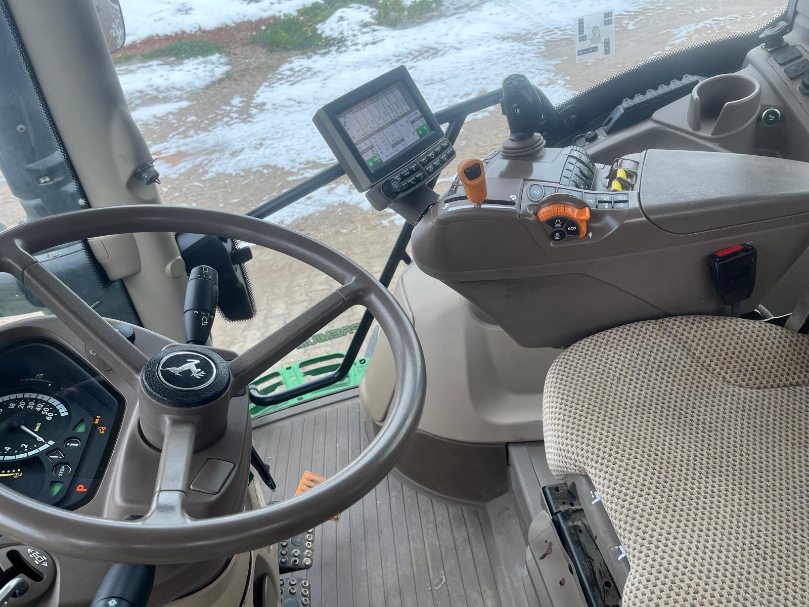 Traktor Türe ait John Deere 6130R, Gebrauchtmaschine içinde Aholming (resim 5)