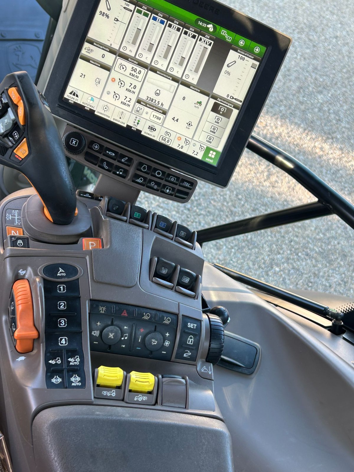 Traktor типа John Deere 6130R, Gebrauchtmaschine в Regensburg (Фотография 8)