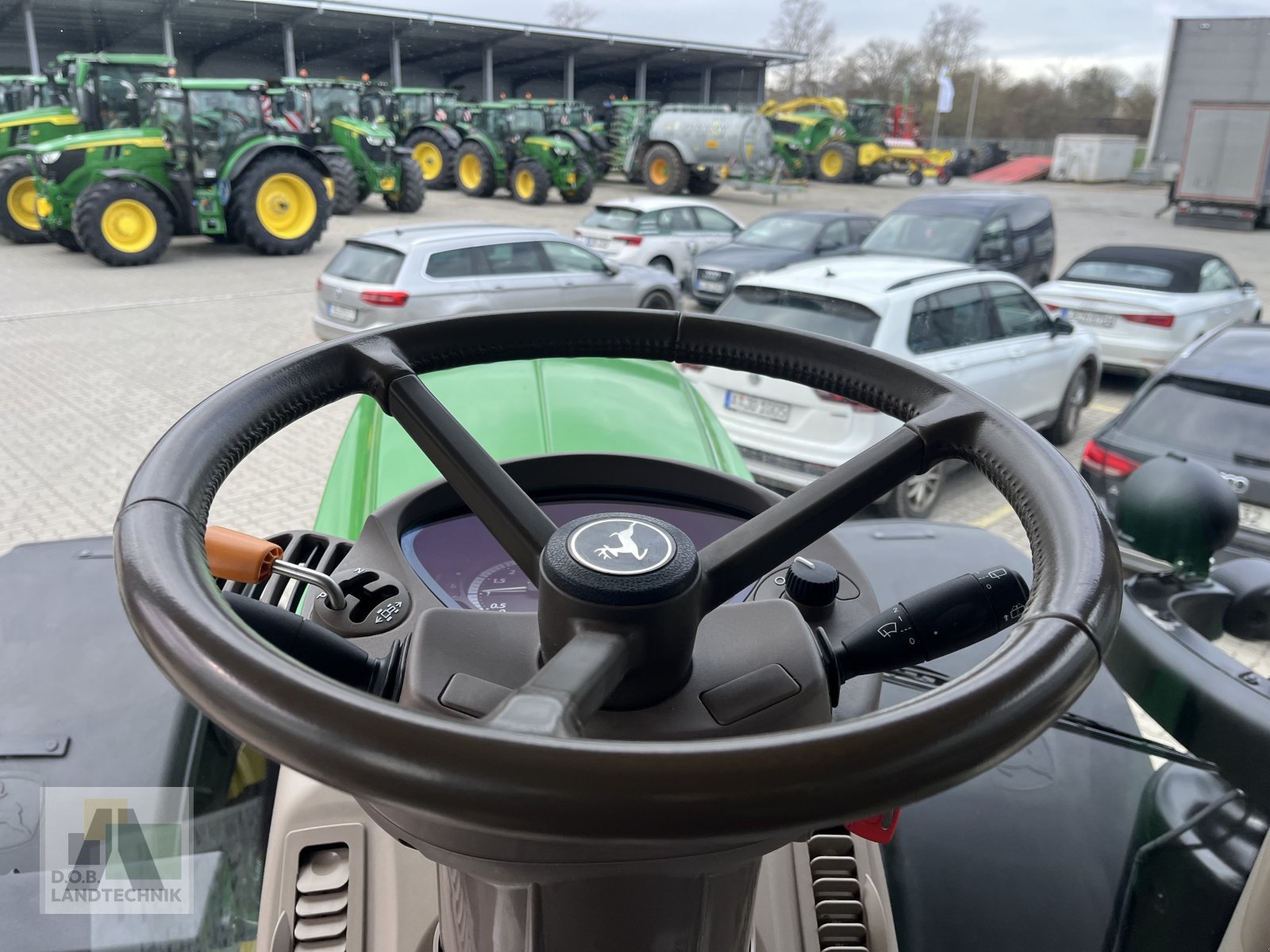 Traktor of the type John Deere 6135 R, Gebrauchtmaschine in Langweid am Lech (Picture 15)