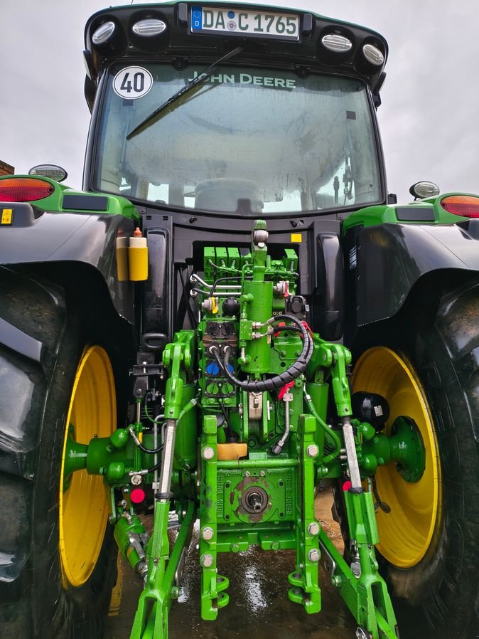 Traktor Türe ait John Deere 6135 R, Gebrauchtmaschine içinde Schaafheim (resim 9)