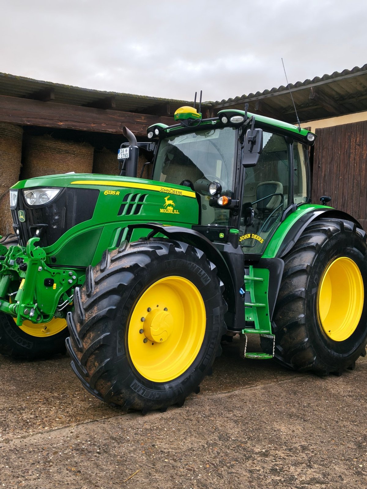 Traktor Türe ait John Deere 6135 R, Gebrauchtmaschine içinde Schaafheim (resim 13)