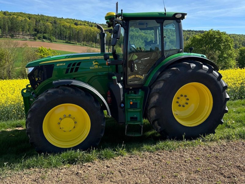 Traktor typu John Deere 6135 R, Gebrauchtmaschine v Schaafheim (Obrázok 1)
