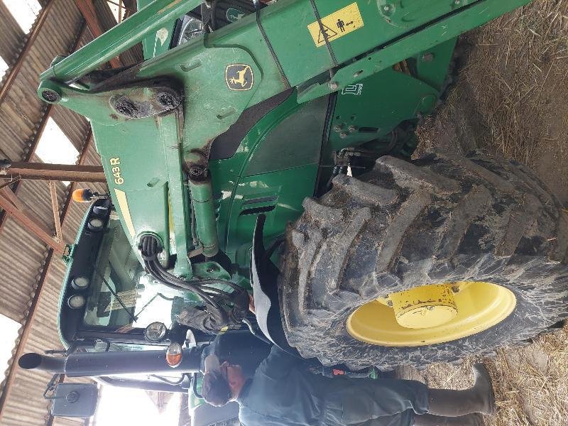 Traktor typu John Deere 6135M, Gebrauchtmaschine v VOUZIERS (Obrázek 3)