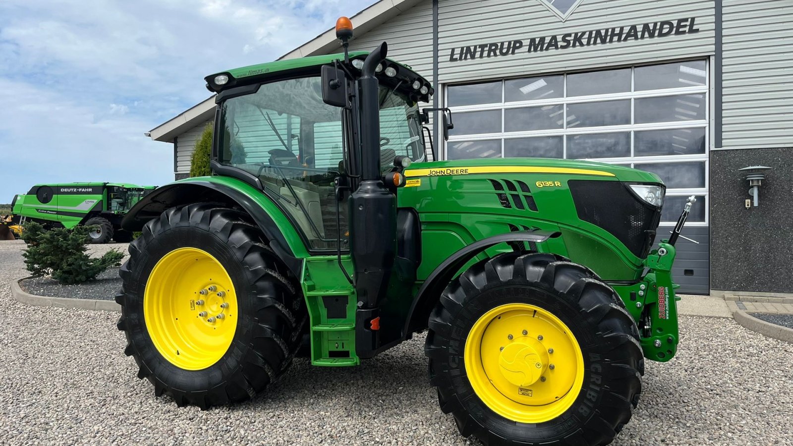 Traktor vrste John Deere 6135R Krybegear, frontlift, TLS Affjedret foraksel og affjedret kabine samt luft anlæg, Gebrauchtmaschine v Lintrup (Slika 16)
