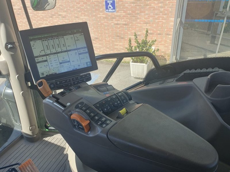 Traktor типа John Deere 6135R, Gebrauchtmaschine в PITHIVIERS Cedex (Фотография 6)