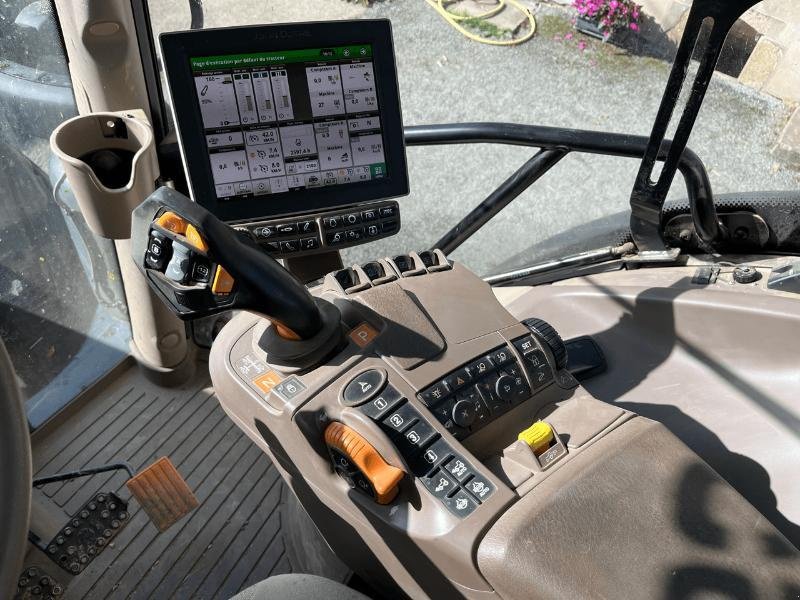 Traktor typu John Deere 6135R, Gebrauchtmaschine v LE PONT CHRETIEN (Obrázek 6)
