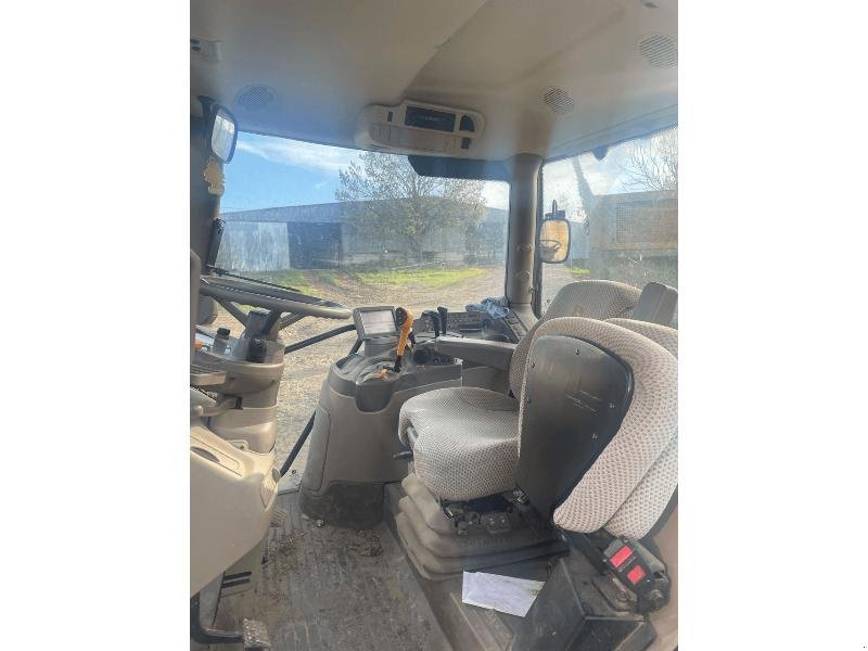 Traktor des Typs John Deere 6135R, Gebrauchtmaschine in SAINT GENEST D'AMBIERE (Bild 4)