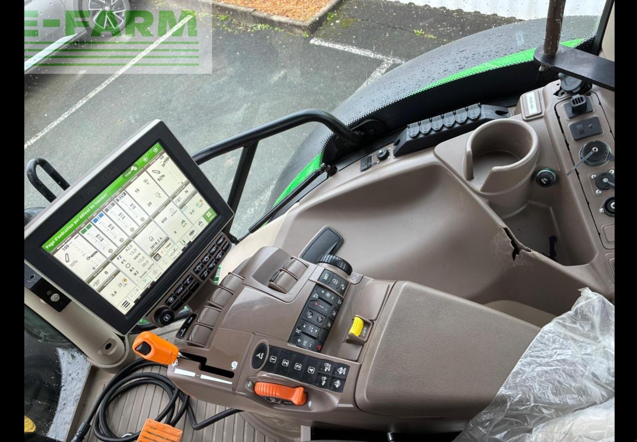 Traktor типа John Deere 6135r, Gebrauchtmaschine в ARNAGE (Фотография 1)