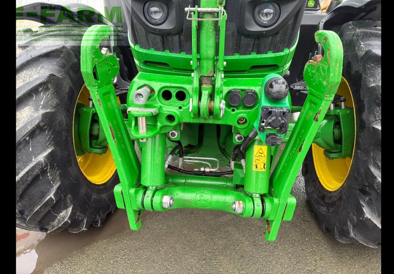 Traktor типа John Deere 6135r, Gebrauchtmaschine в ARNAGE (Фотография 8)