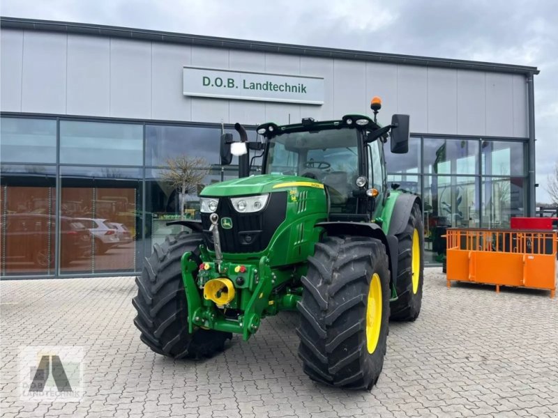 Traktor του τύπου John Deere 6135R, Gebrauchtmaschine σε Regensdorf (Φωτογραφία 1)