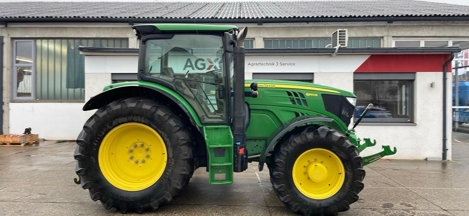 Traktor типа John Deere 6140 R, Gebrauchtmaschine в Harmannsdorf (Фотография 3)