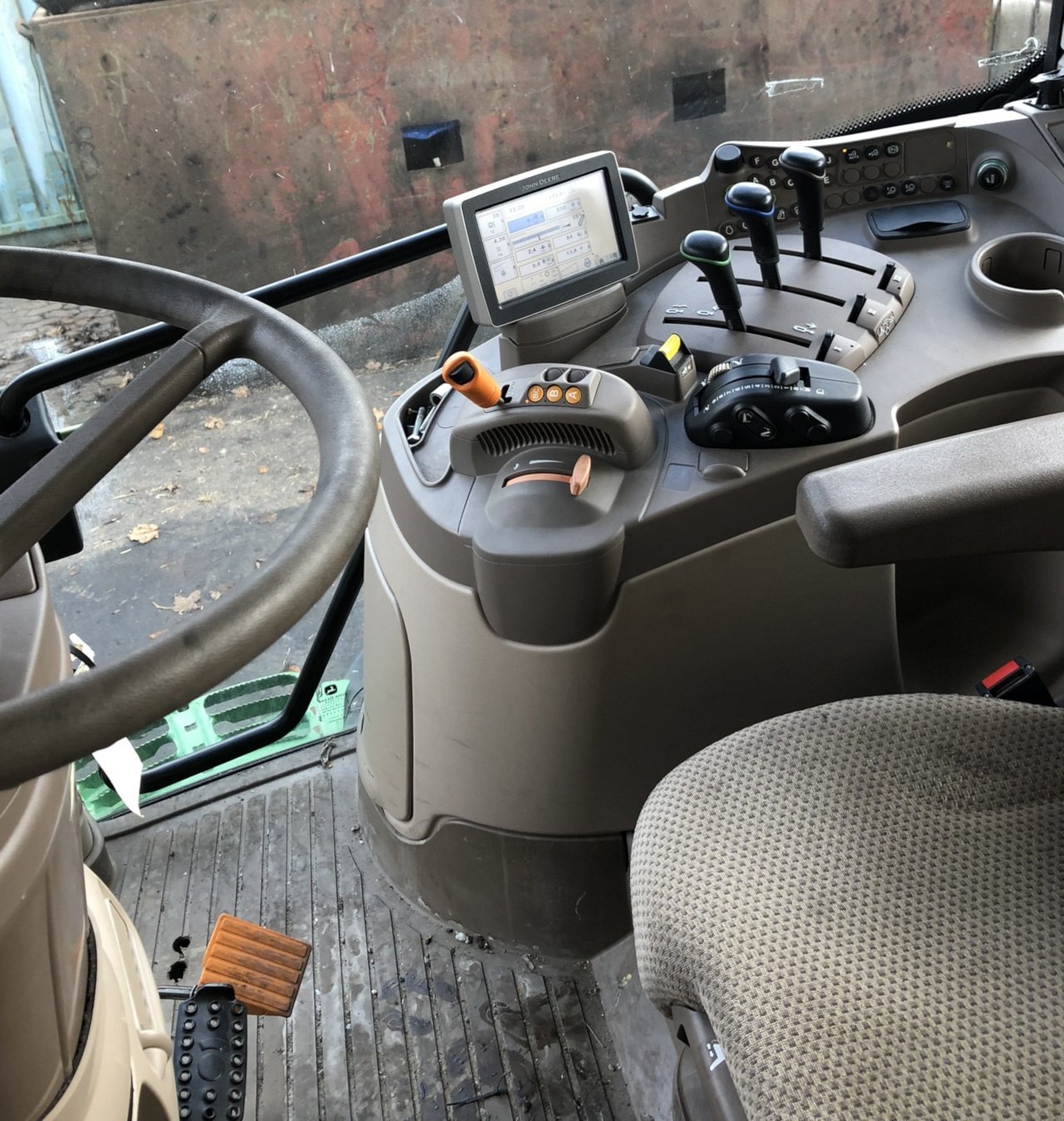 Traktor του τύπου John Deere 6140 R, Gebrauchtmaschine σε Viborg (Φωτογραφία 15)