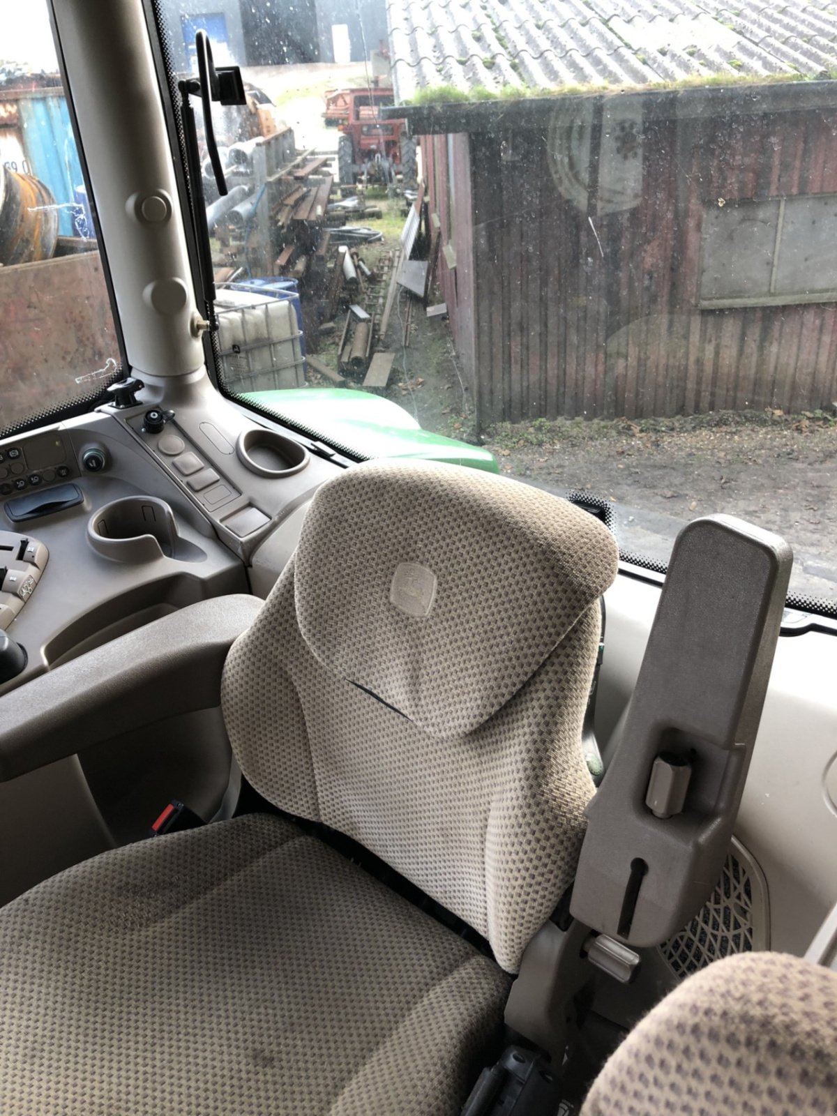 Traktor του τύπου John Deere 6140 R, Gebrauchtmaschine σε Viborg (Φωτογραφία 16)