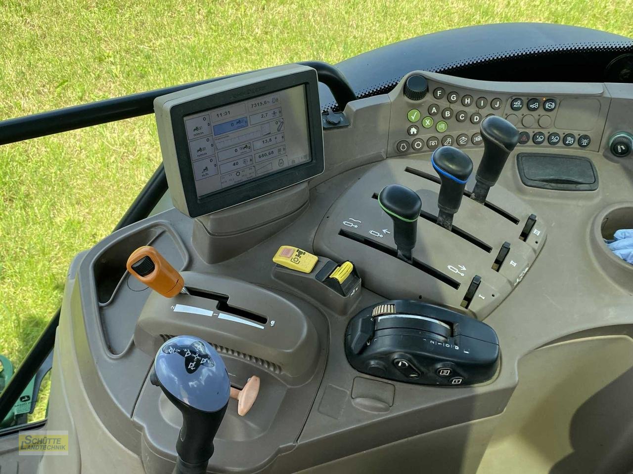 Traktor of the type John Deere 6140 R, Gebrauchtmaschine in Marsberg-Giershagen (Picture 10)