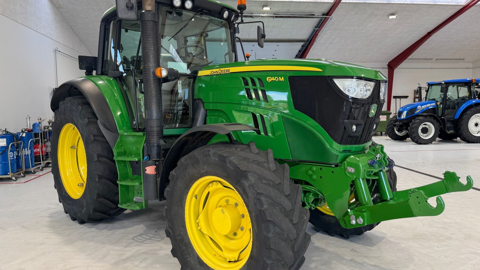 Traktor of the type John Deere 6140M MED TLS AFFJEDRET FORAKSEL, Gebrauchtmaschine in Nørager (Picture 8)
