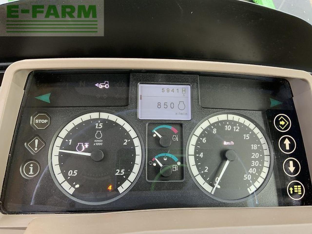 Traktor от тип John Deere 6140m tractor (st24770), Gebrauchtmaschine в SHAFTESBURY (Снимка 22)