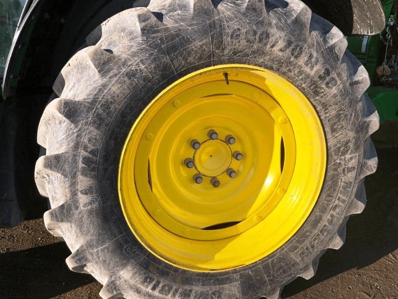 Traktor za tip John Deere 6140M, Gebrauchtmaschine u SAINT-GERMAIN DU PUY (Slika 5)