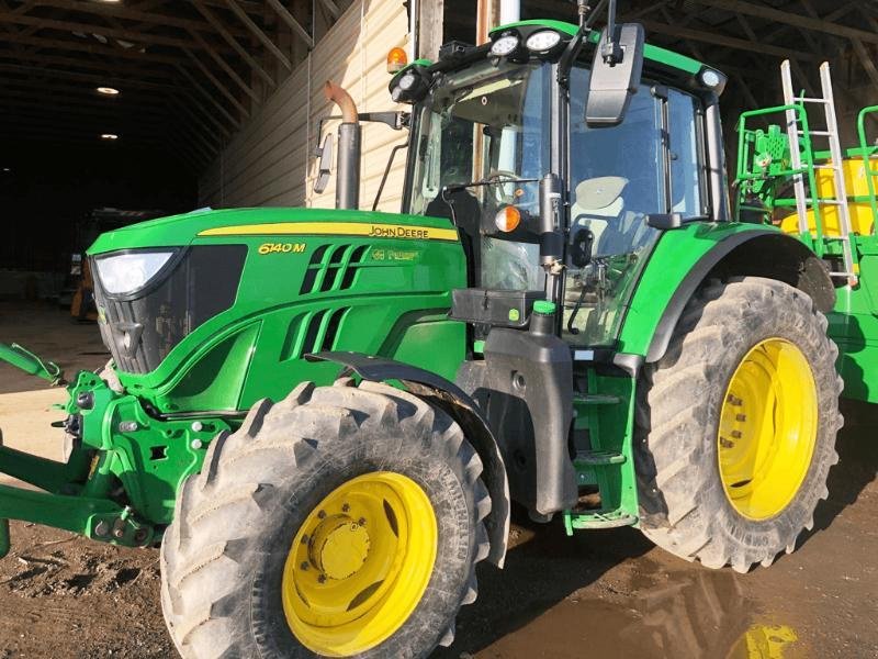Traktor Türe ait John Deere 6140M, Gebrauchtmaschine içinde SAINT-GERMAIN DU PUY (resim 2)