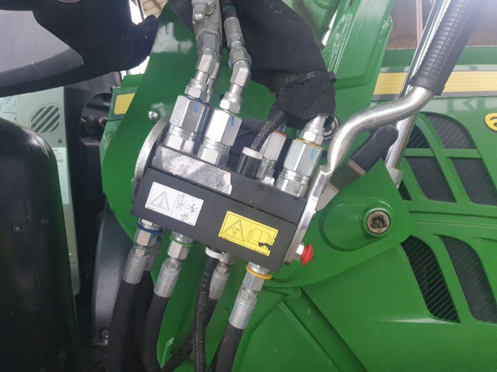 Traktor типа John Deere 6140M, Gebrauchtmaschine в COULVAIN (Фотография 4)