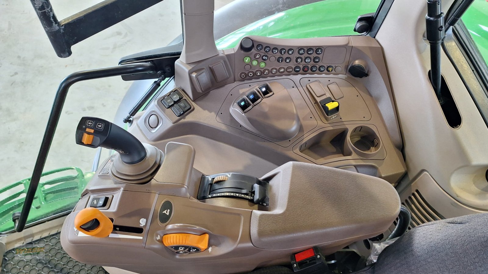 Traktor typu John Deere 6140M, Gebrauchtmaschine w Frauenneuharting (Zdjęcie 11)