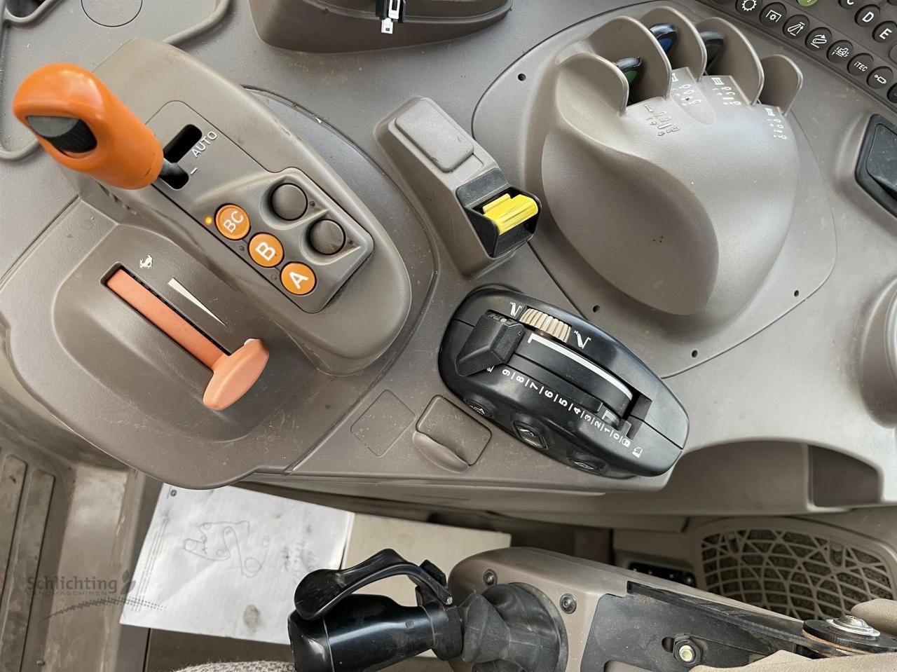 Traktor типа John Deere 6140R DD 40, Gebrauchtmaschine в Marxen (Фотография 14)