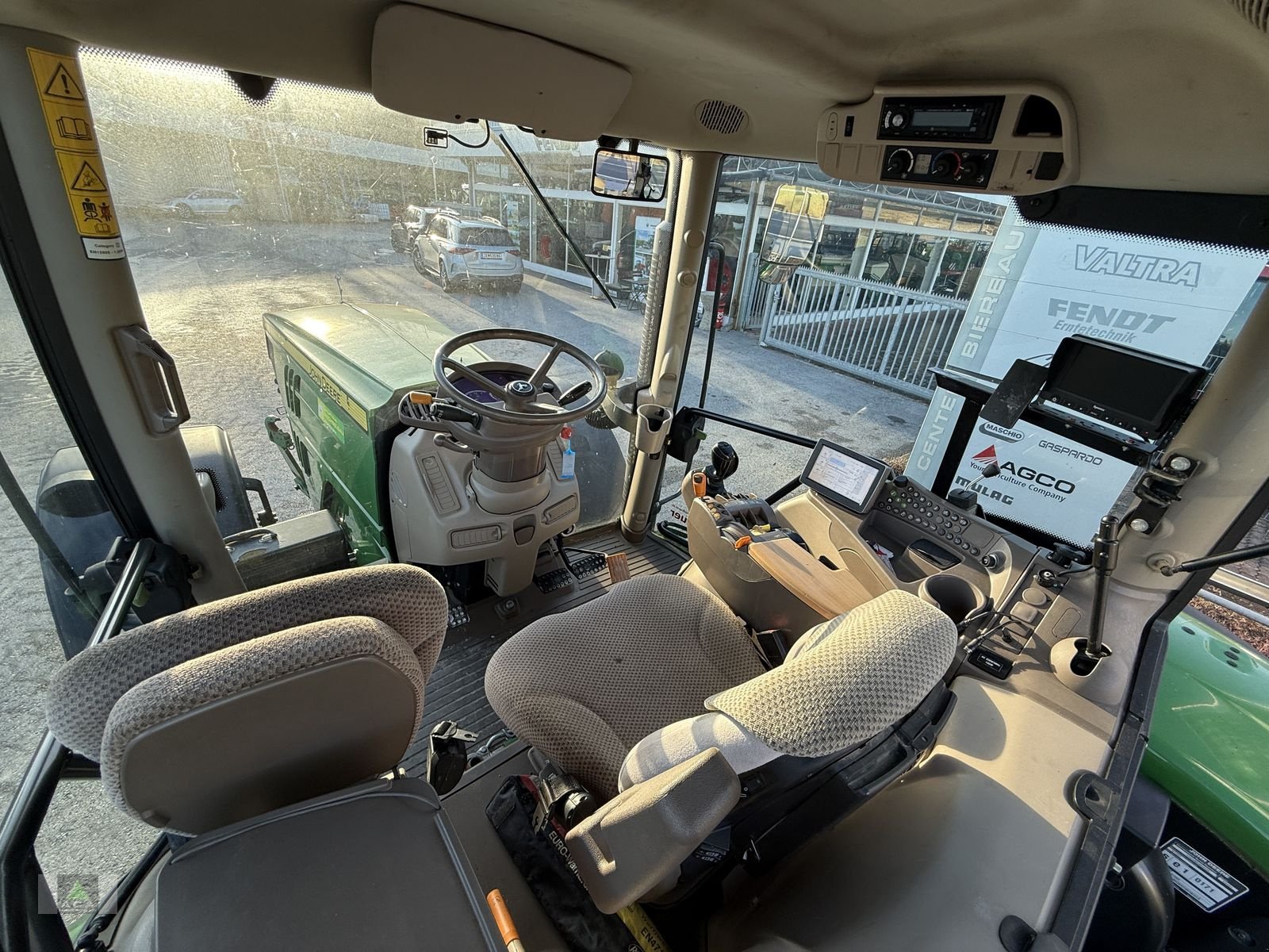 Traktor a típus John Deere 6140R, Gebrauchtmaschine ekkor: Markt Hartmannsdorf (Kép 15)