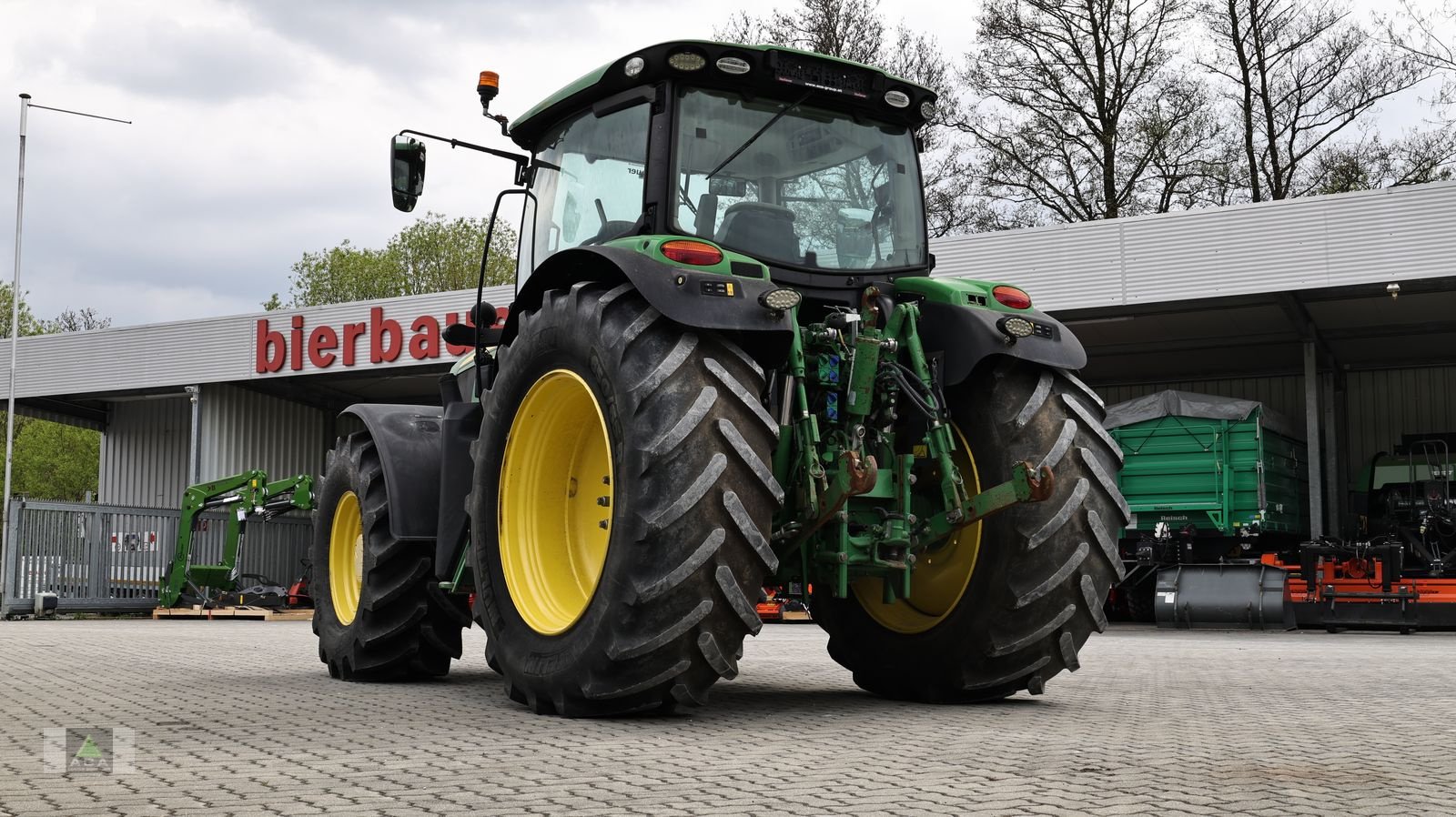 Traktor типа John Deere 6140R, Gebrauchtmaschine в Markt Hartmannsdorf (Фотография 4)