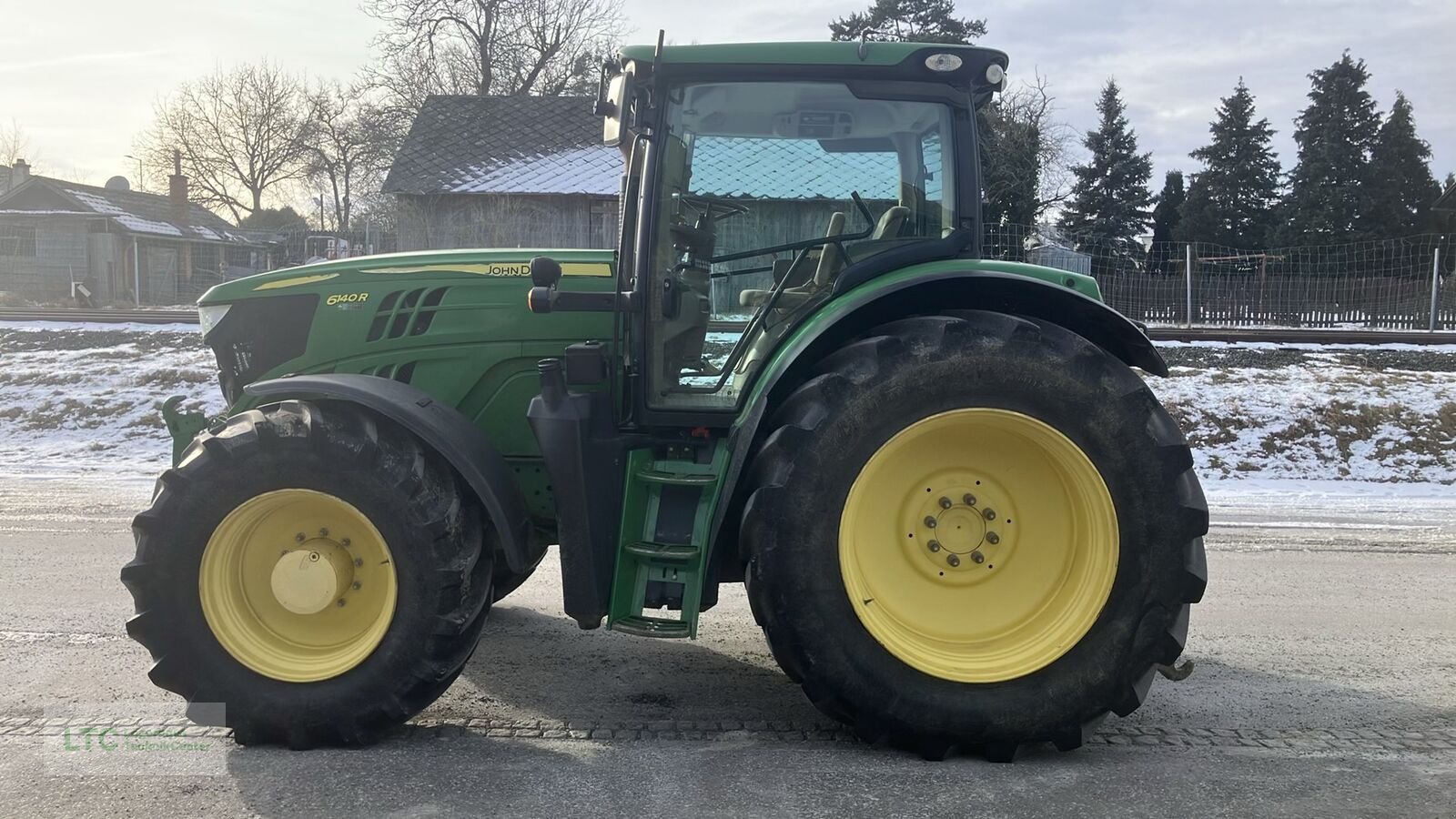 Traktor a típus John Deere 6140R, Gebrauchtmaschine ekkor: Großpetersdorf (Kép 10)