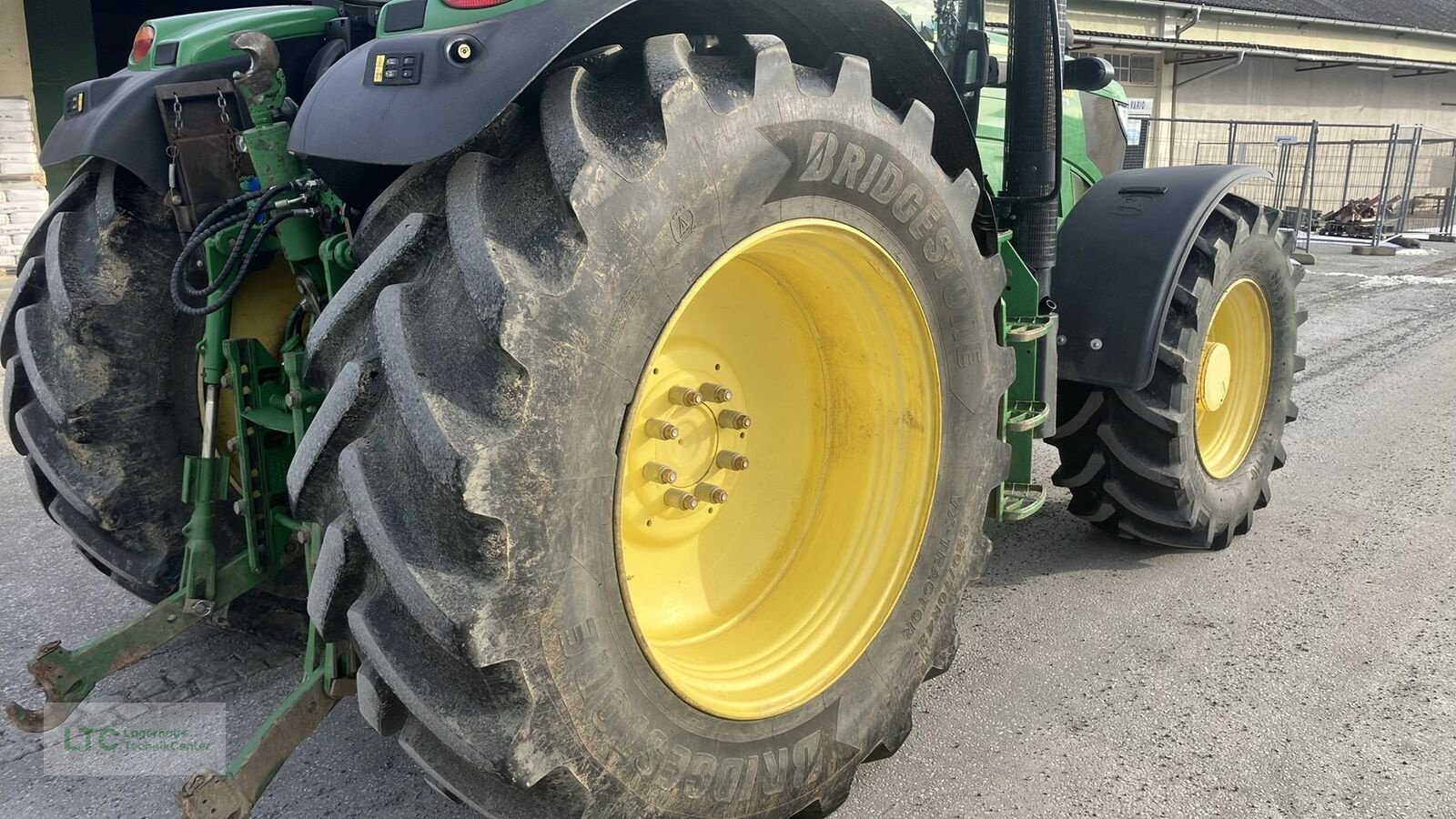 Traktor a típus John Deere 6140R, Gebrauchtmaschine ekkor: Großpetersdorf (Kép 17)