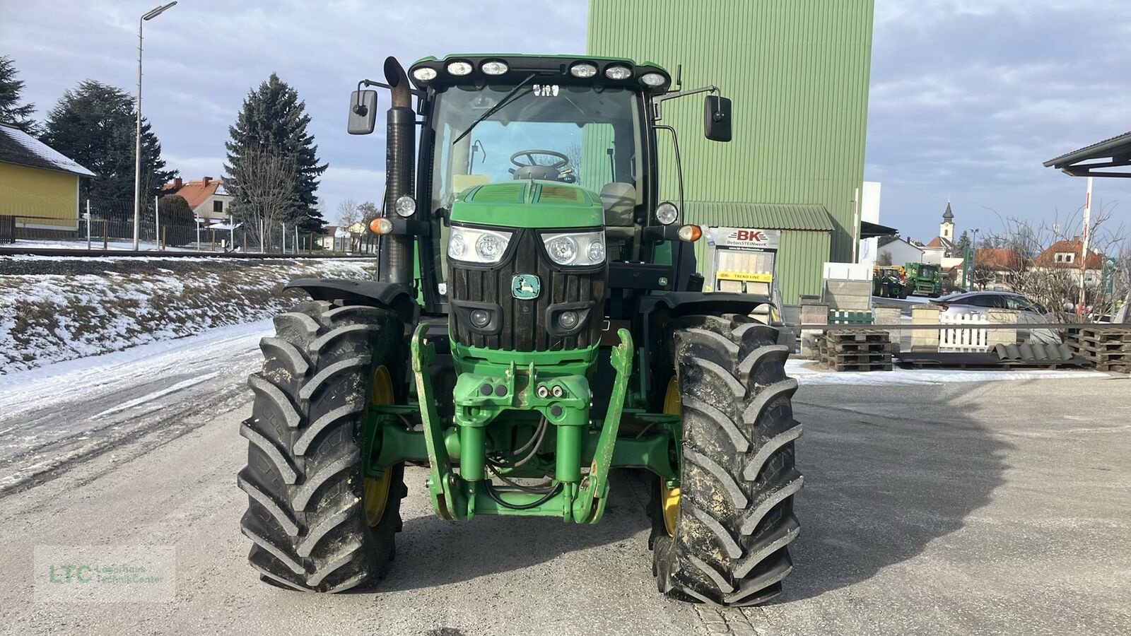 Traktor a típus John Deere 6140R, Gebrauchtmaschine ekkor: Großpetersdorf (Kép 7)