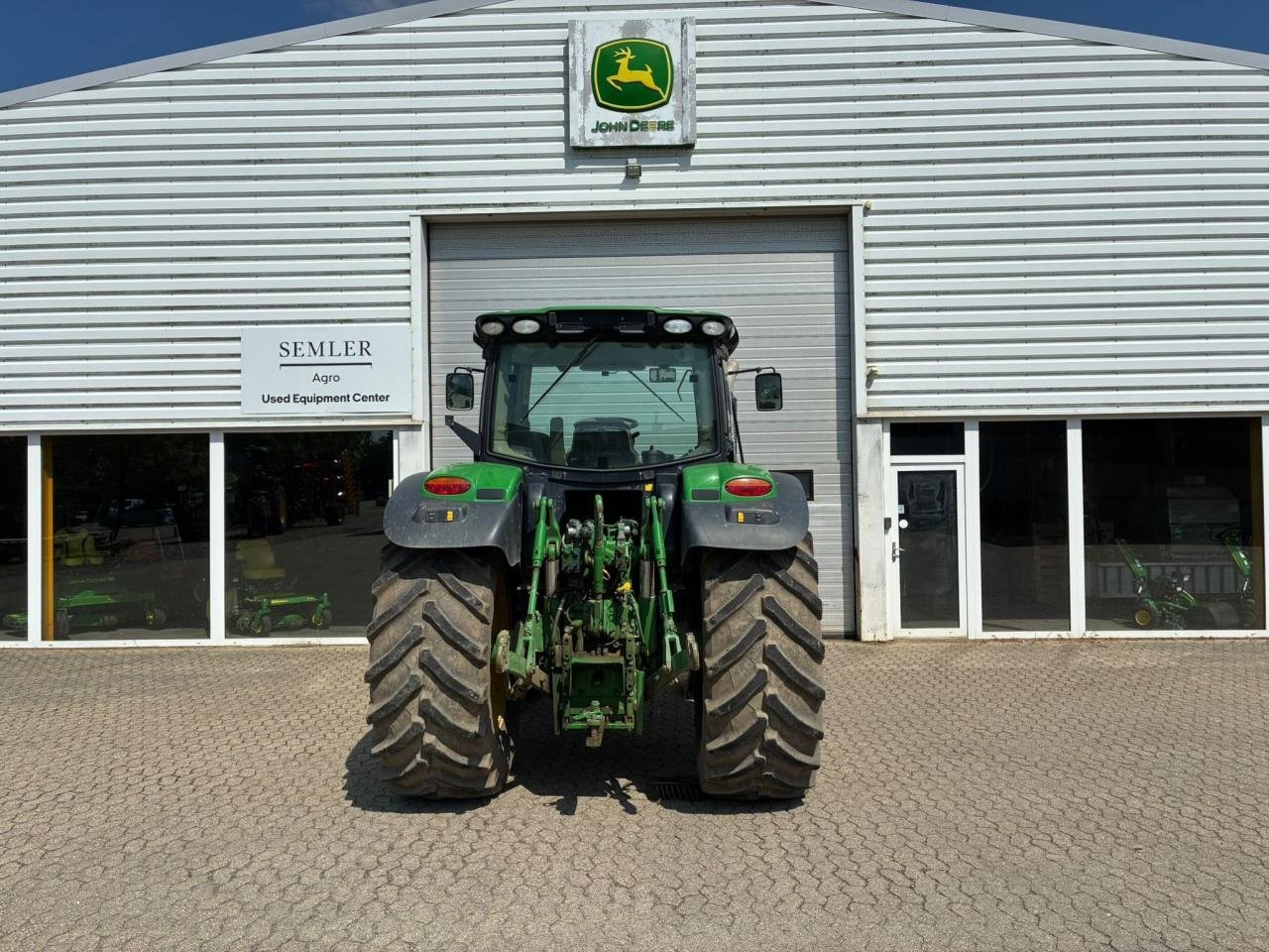 Traktor от тип John Deere 6140R, Gebrauchtmaschine в Trige (Снимка 12)